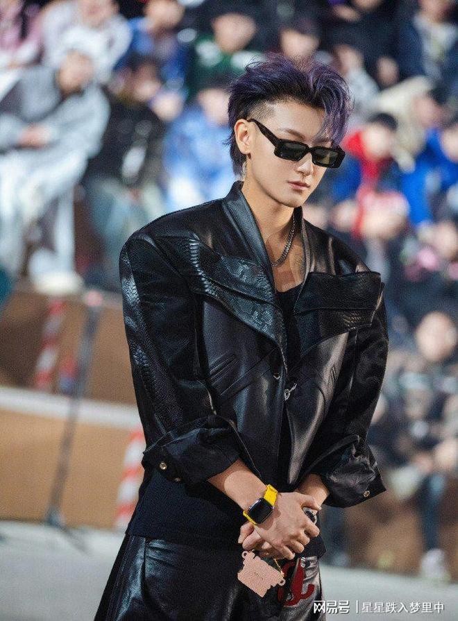 合43针顶流转行制造卫生巾EVO视讯真人黄子韬开颅缝(图9)